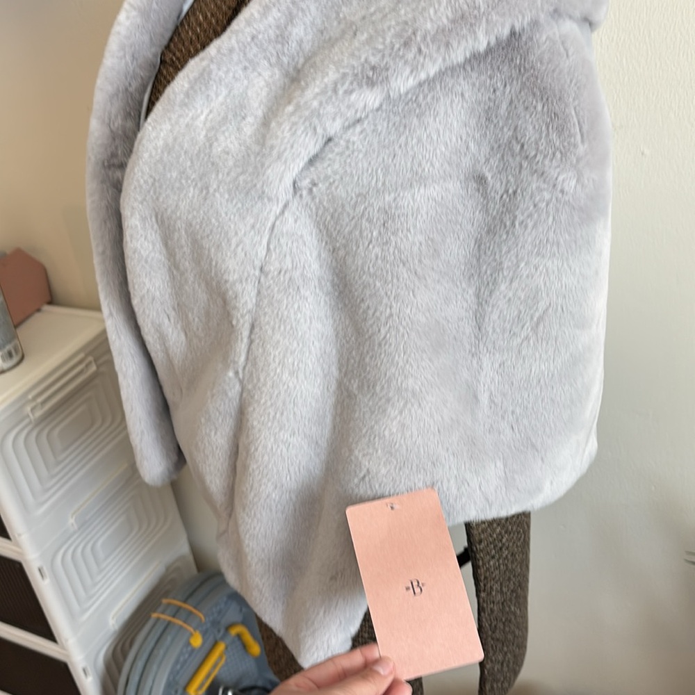 BHLDN Ayala Shrug/Wrap NWT - Picture 4 of 5